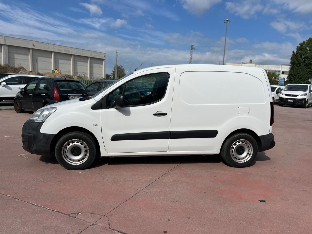 Citroen Berlingo BlueHDi 120 S&S Van 3 posti Club L1