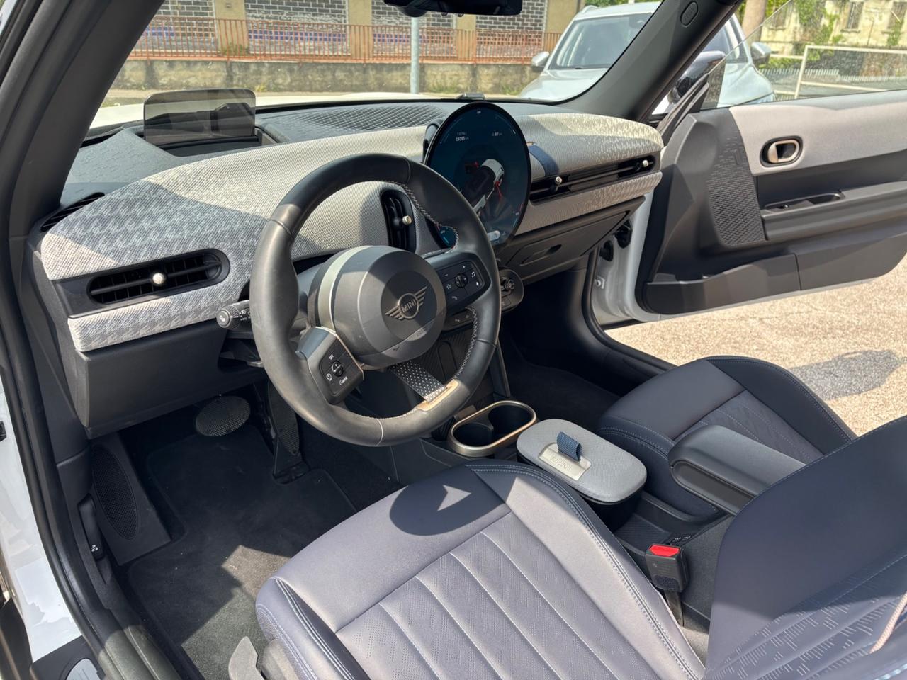 Mini 1.5 Cooper Essential