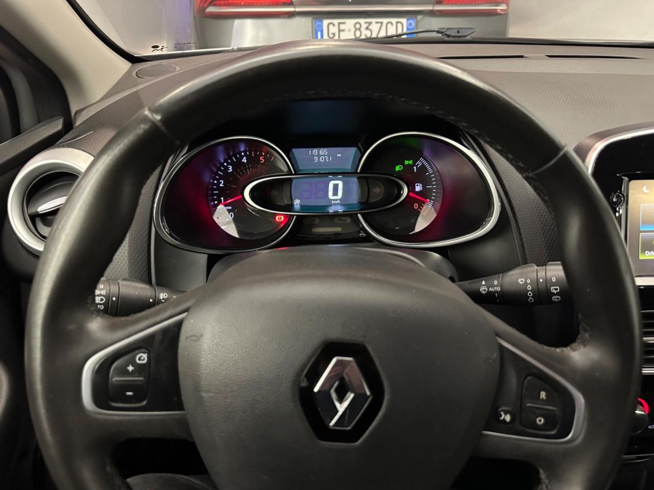 Renault Clio dCi 8V 75 CV Start&Stop Energy 5 porte Duel2