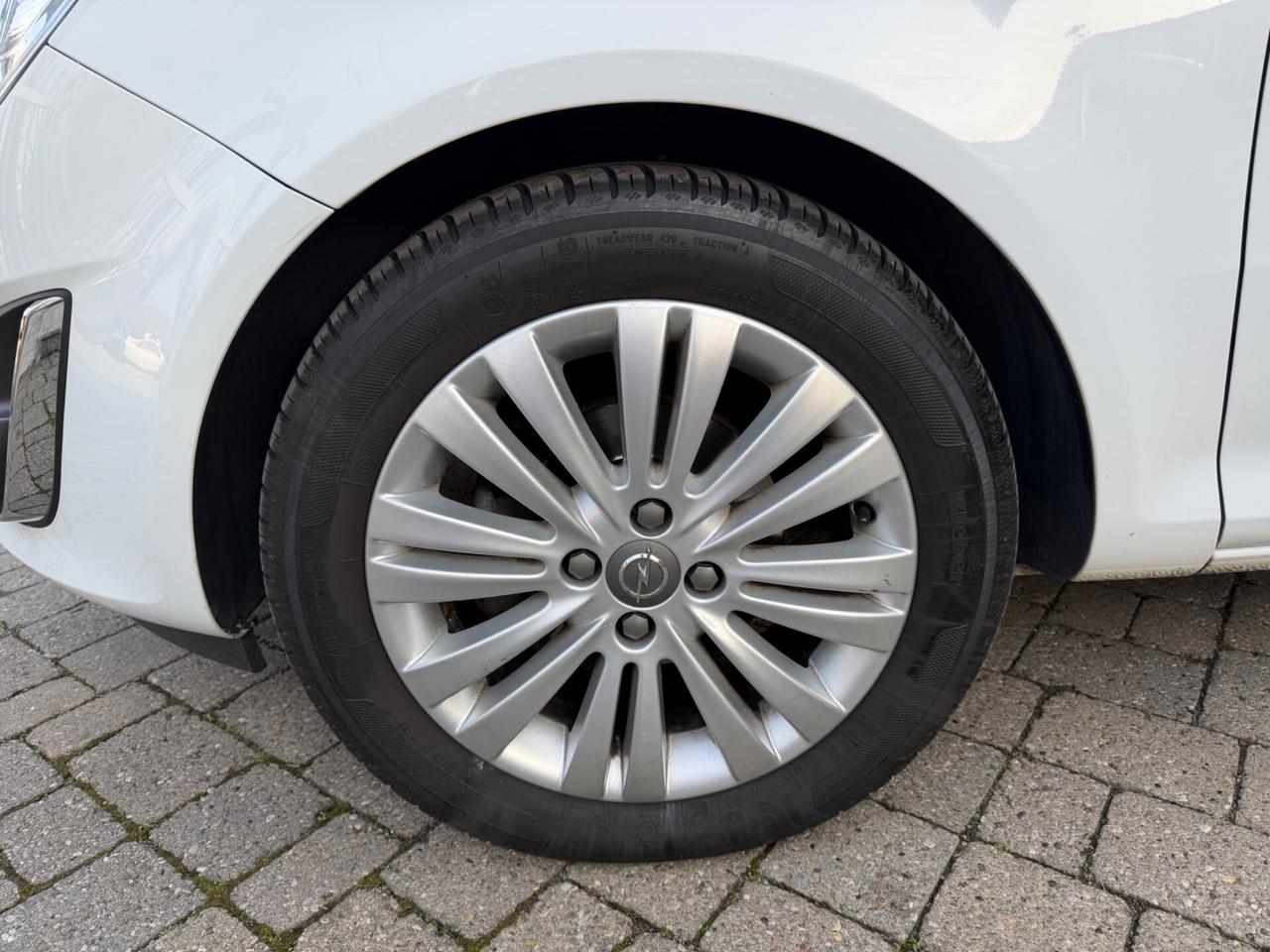 Opel Corsa 1.2 5 porte Cosmo AUTOMATICA