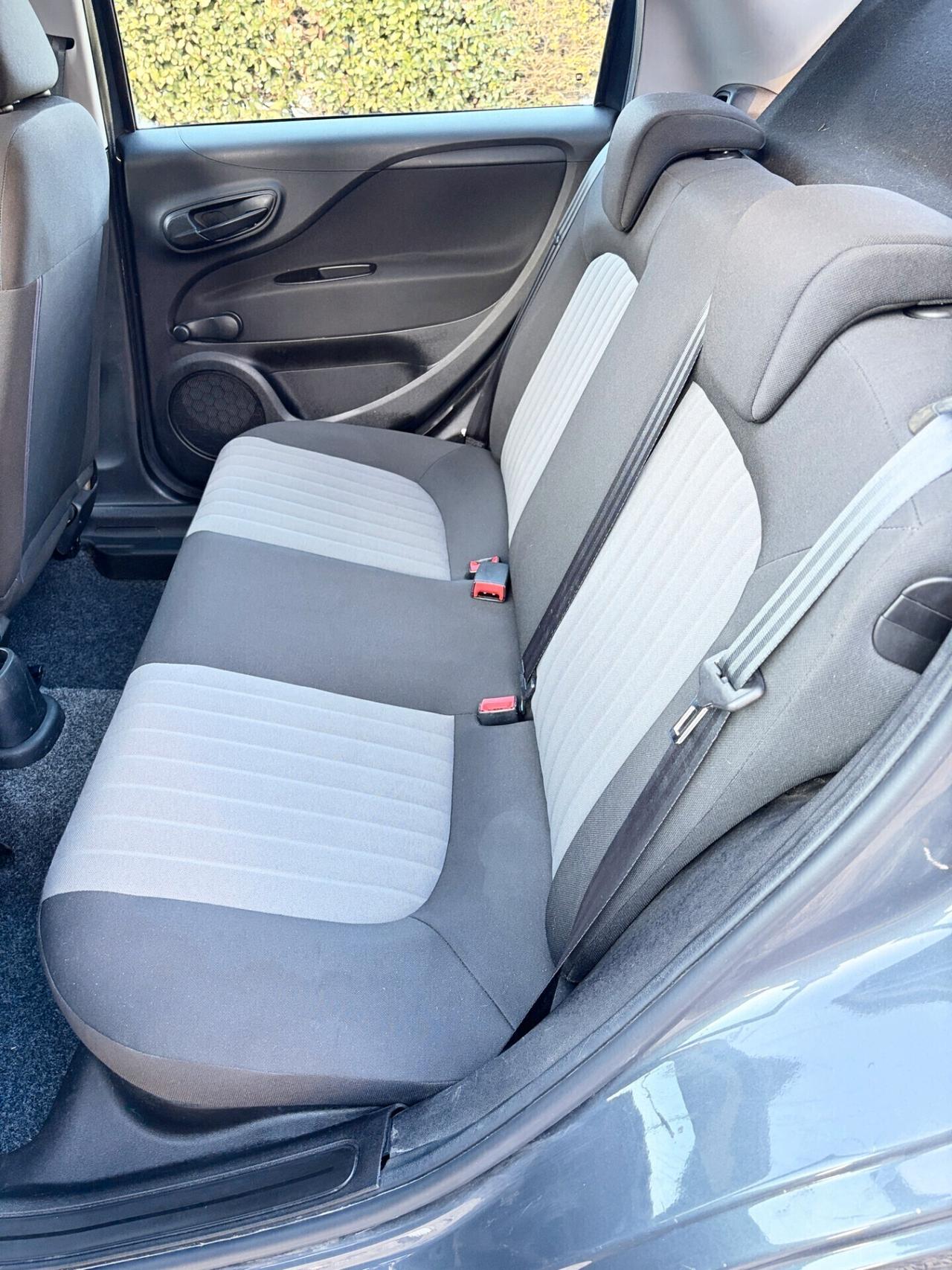 FIAT PUNTO 1.2 BENZ. - UNICO PROPR. - OK NEO PATENTATI