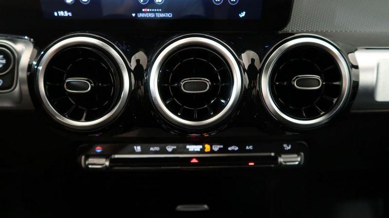 Mercedes-Benz GLB 180 d Business auto # FINITURE INTERNE PELLE #