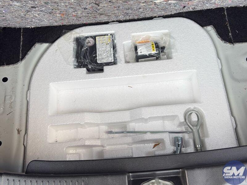 Suzuki Ignis 1.2 Hybrid iTop 2WD