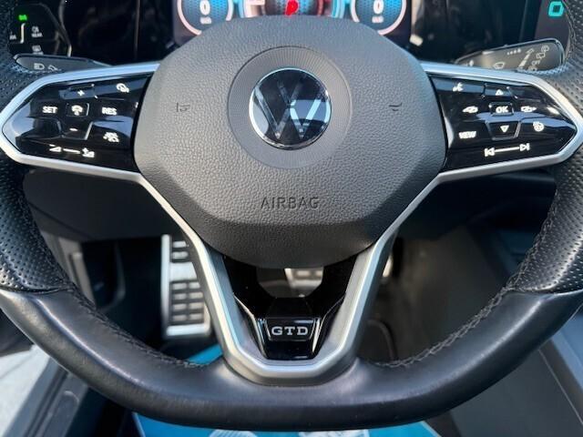 Volkswagen Golf 2.0 TDI GTD DSG 200CV