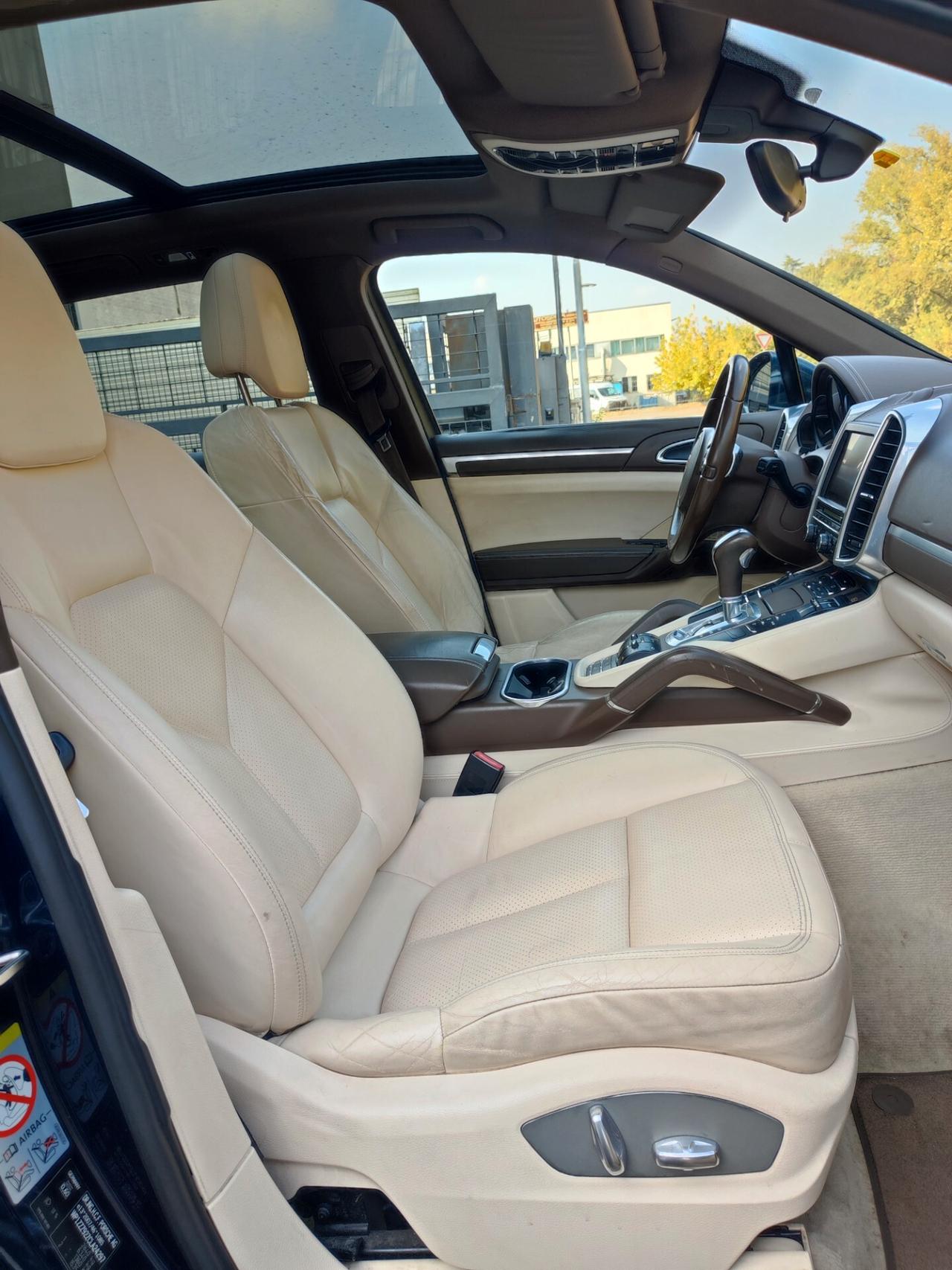 PORSCHE CAYENNE 3.0DIESEL TDV6 TETTO PANORAMICO