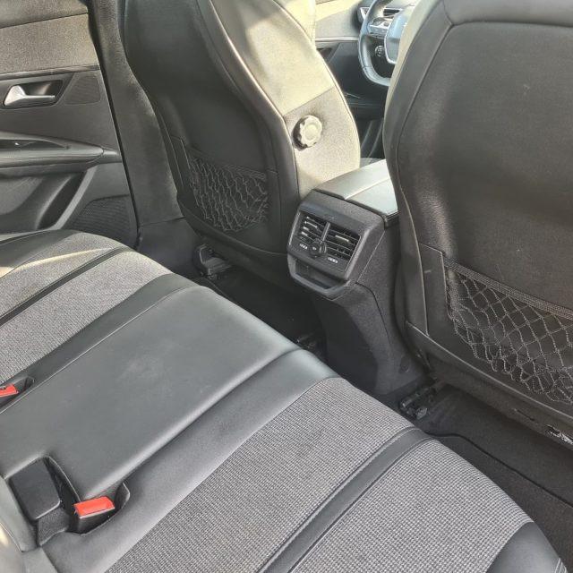 PEUGEOT 3008 BlueHDi 130 S&S EAT8 Allure