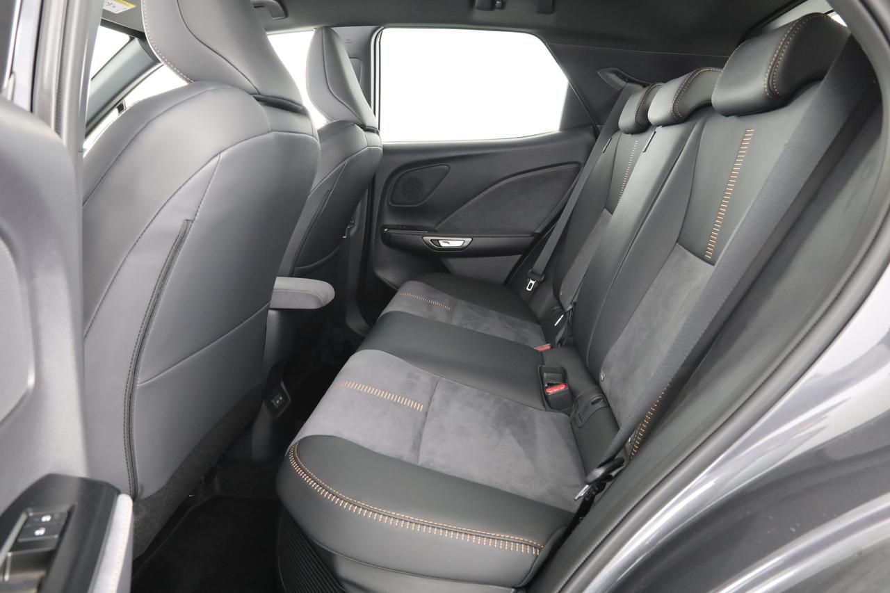 LEXUS LBX Hybrid Cool