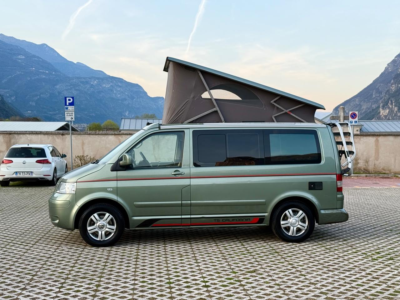 Volkswagen CALIFORNIA 2.5Tdi CAMPER. WESTFALIA.ASI