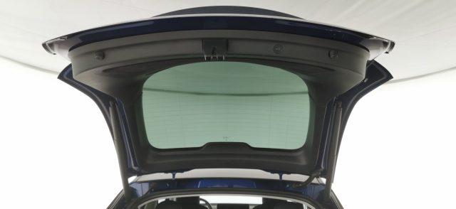 TESLA Model Y Long Range Dual Motor AWD - Autopilot avanzato