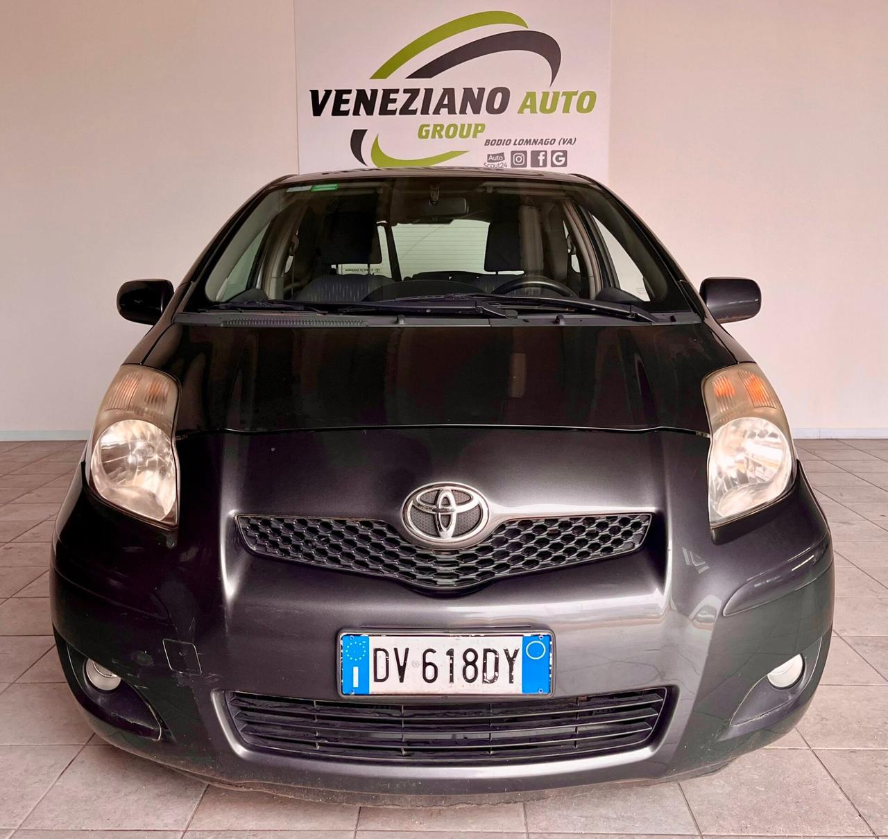 Toyota Yaris 1.3 3P sol