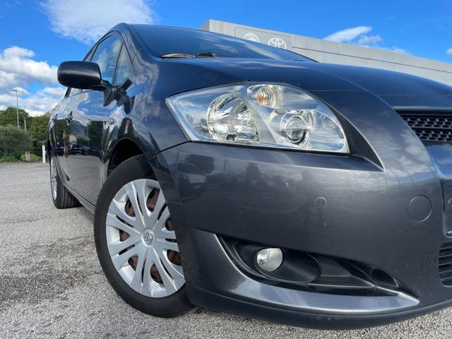 TOYOTA Auris 1.4 D-4D 5 porte Sol MY'08