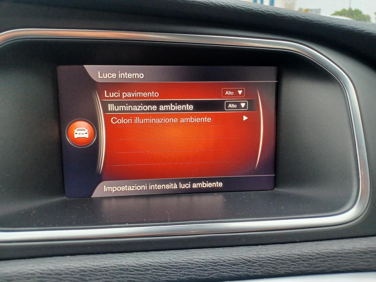 Volvo V40 D3 Geartronic Momentum ANNO 2017