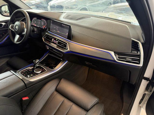 BMW X5 M50 d //TETTO//21//FARI LASER//