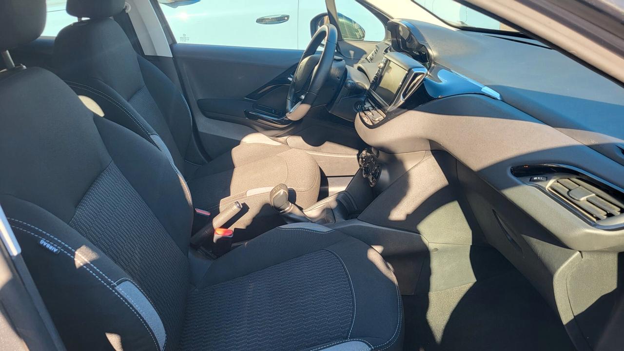 Peugeot 208 PureTech 82 5 porte Active