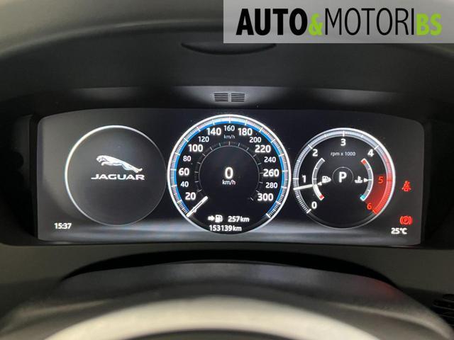 JAGUAR XE 2.0 D 240 CV AWD aut. Portfolio