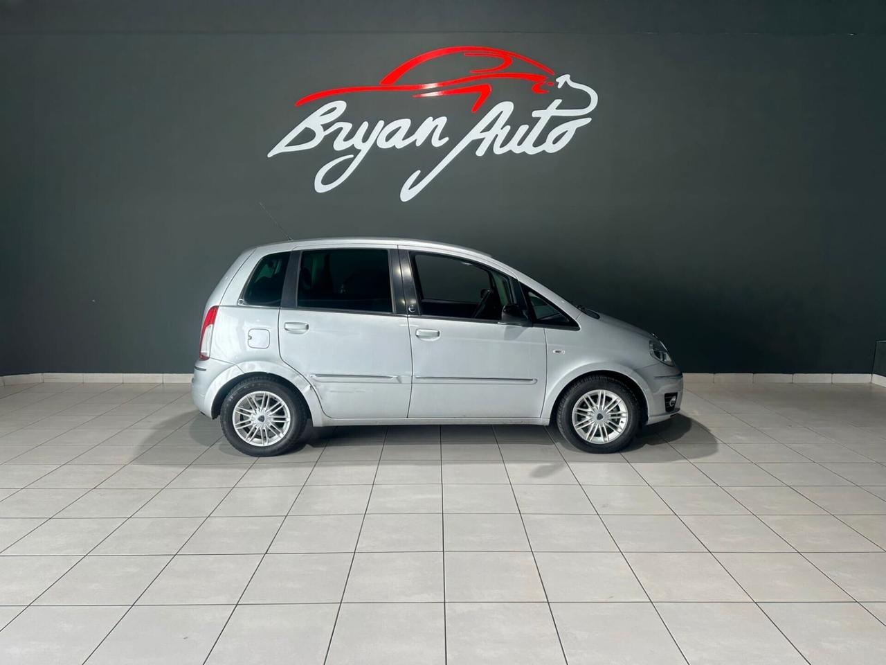 Lancia MUSA 1.4 8V Ecochic (GPL) 5TH AVENUE