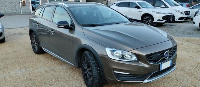 VOLVO V60 Cross Country D3 Business