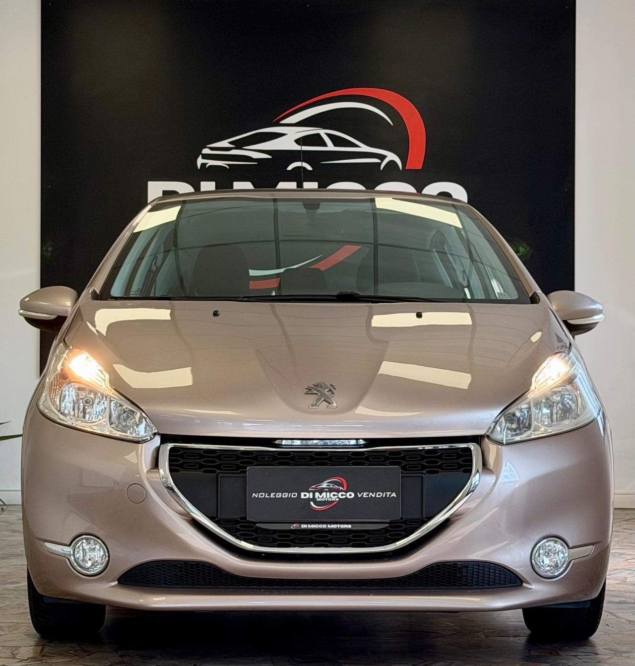 Peugeot 208 1.2 VTi 82 CV 5 porte Allure
