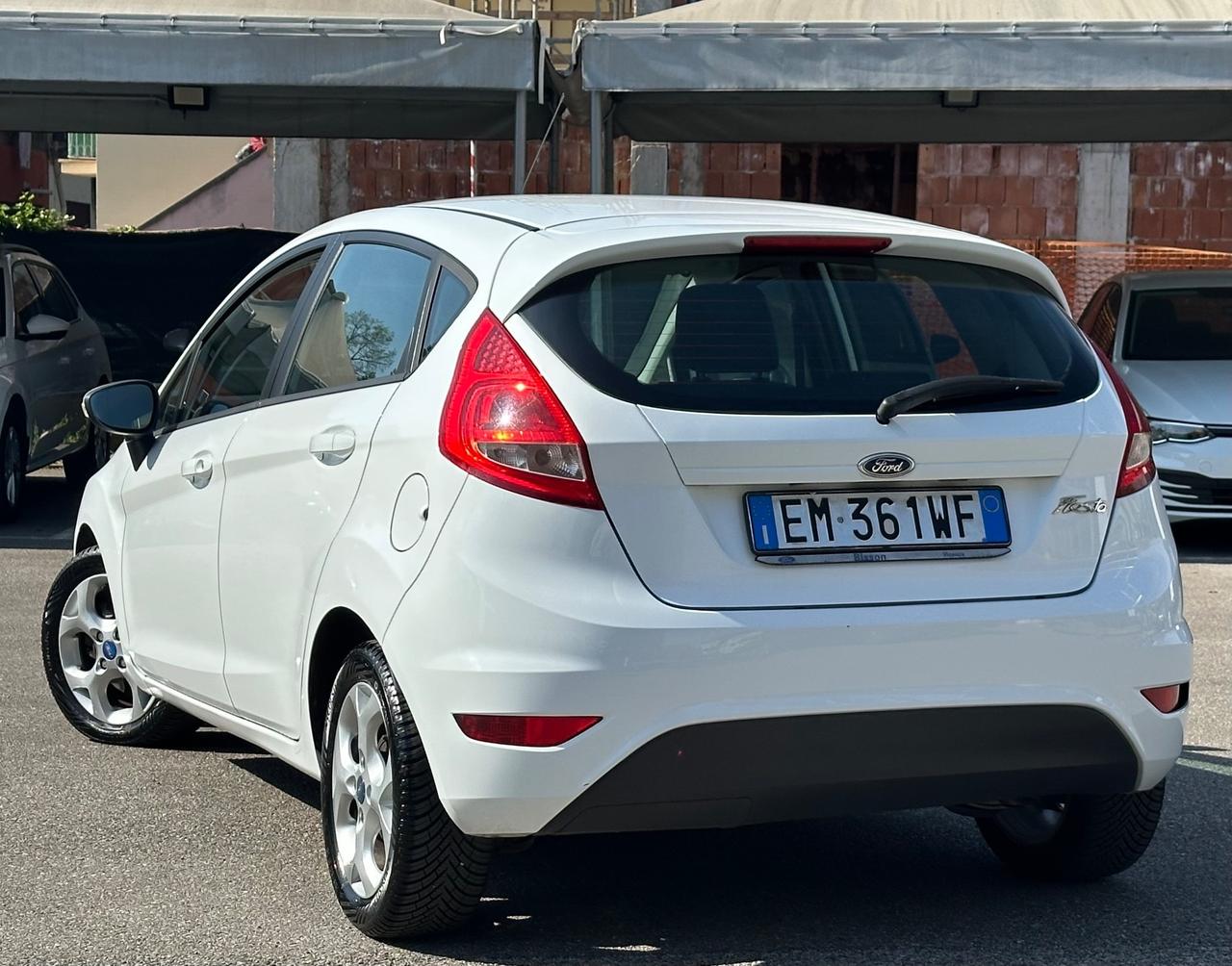 Ford Fiesta 1.4 5 porte Bz.- GPL Titanium