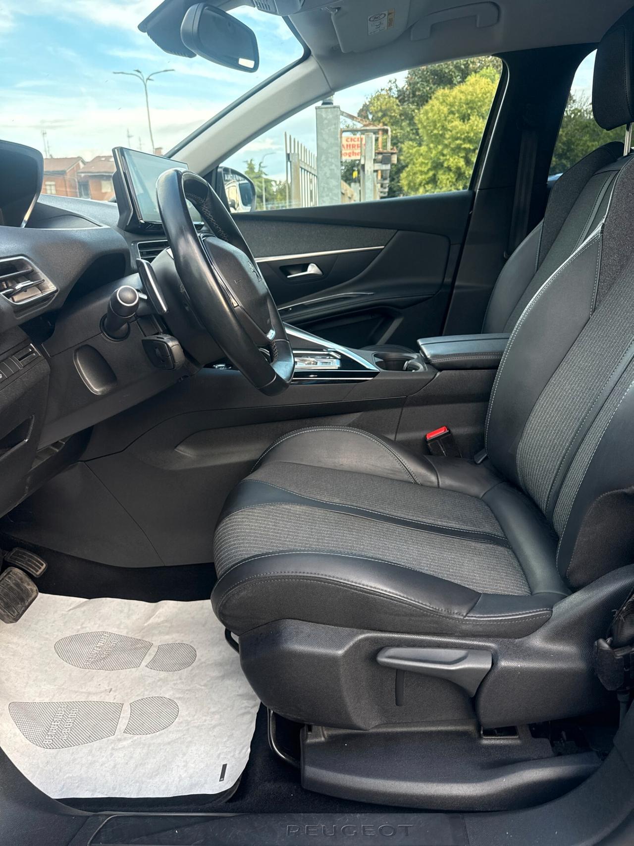 Peugeot 3008 BlueHDi 130 S&S Allure Pack NESSUN VINCOLO