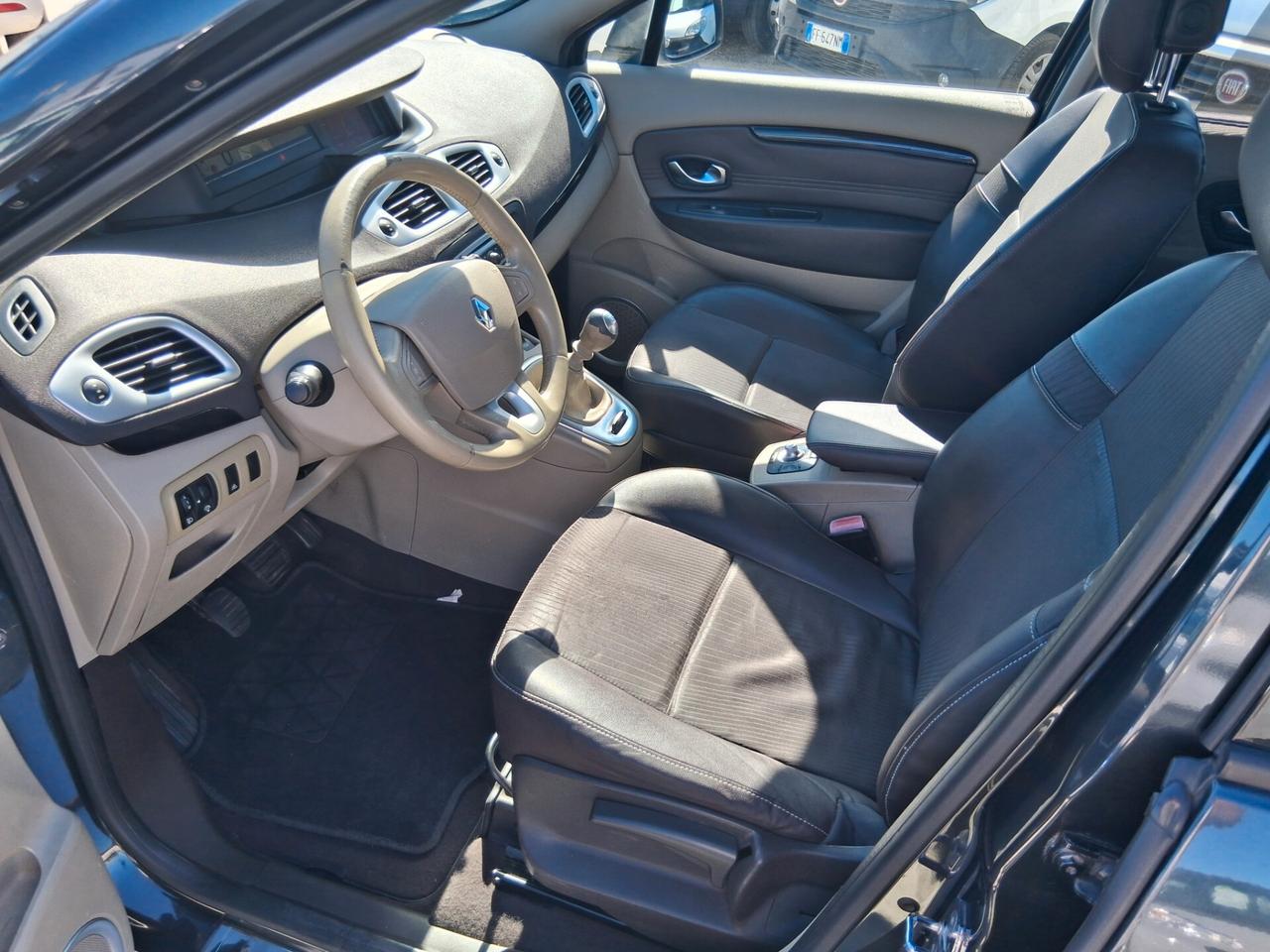 Renault Scenic Scénic X-Mod 1.5 dCi 110CV Dynamique