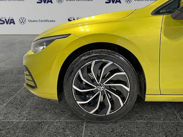 Volkswagen Golf 8ª serie 1.0eTSI 110CV DSG Life (MHEV) - IVA ESPOSTA/NEOPATENTATI