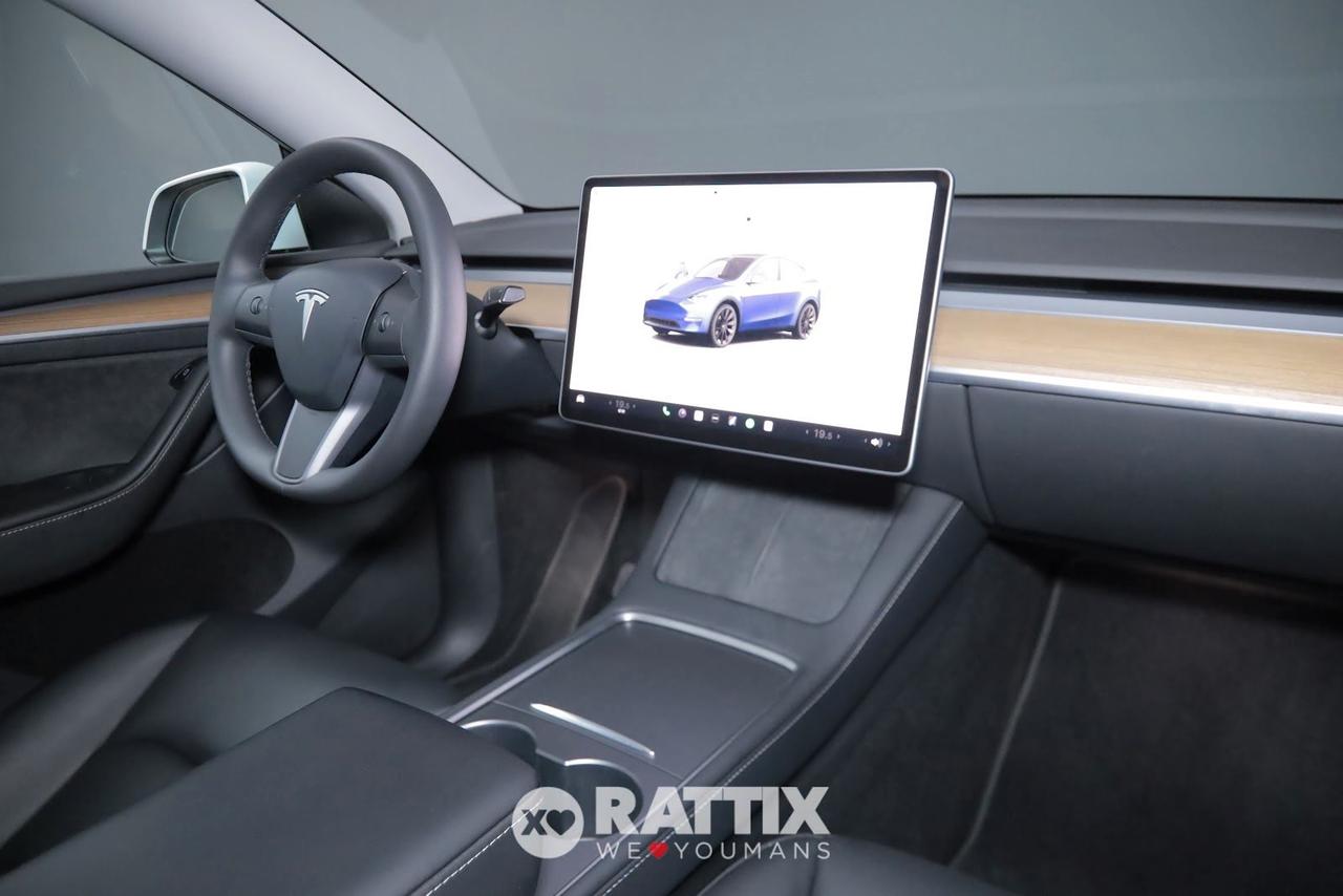 Tesla Model Y motore elettrico 153kW Long Range Dual Motor AWD + tetto panoramico