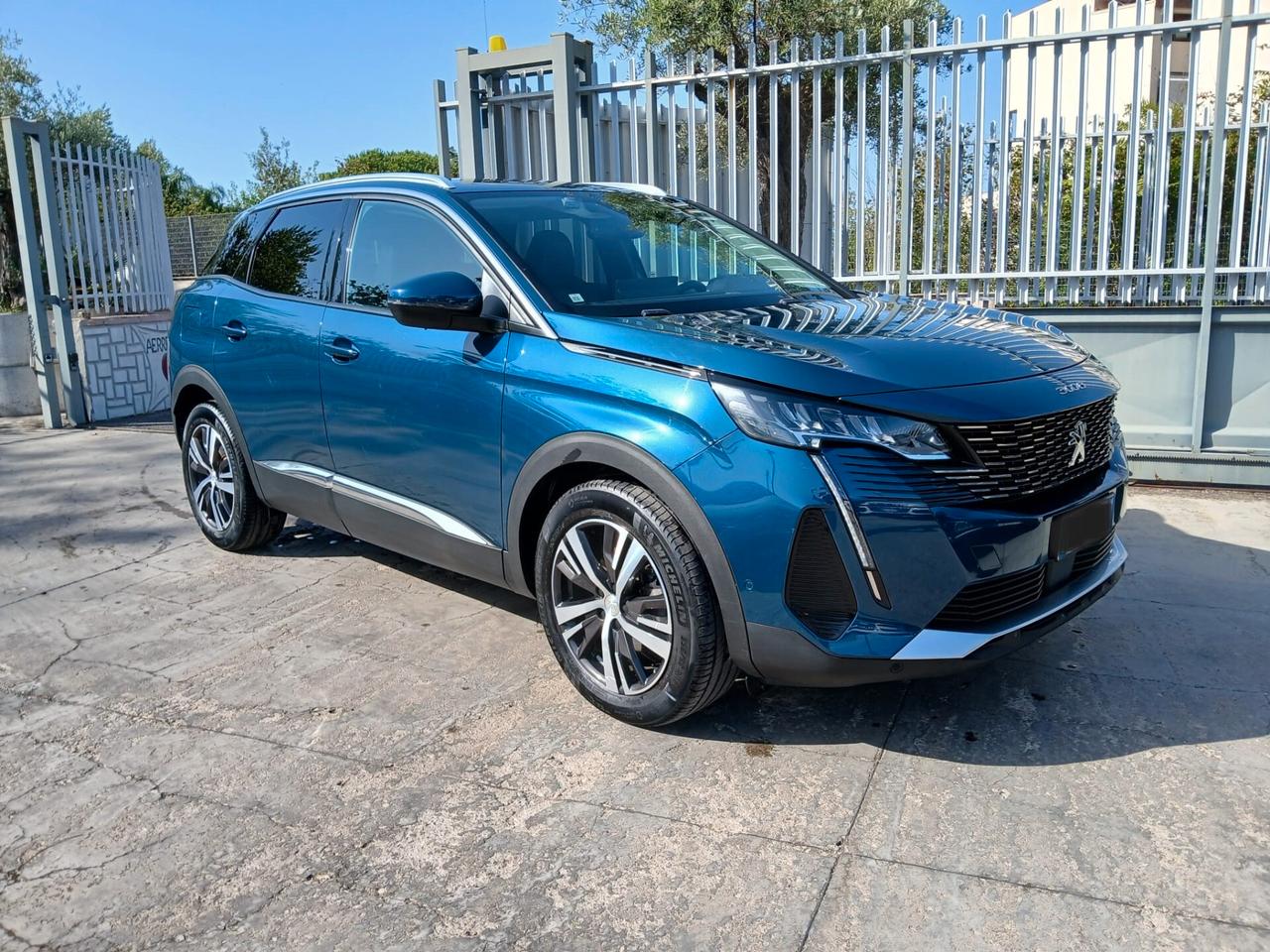 Peugeot 3008 BlueHDi 130 S&S EAT8 Allure