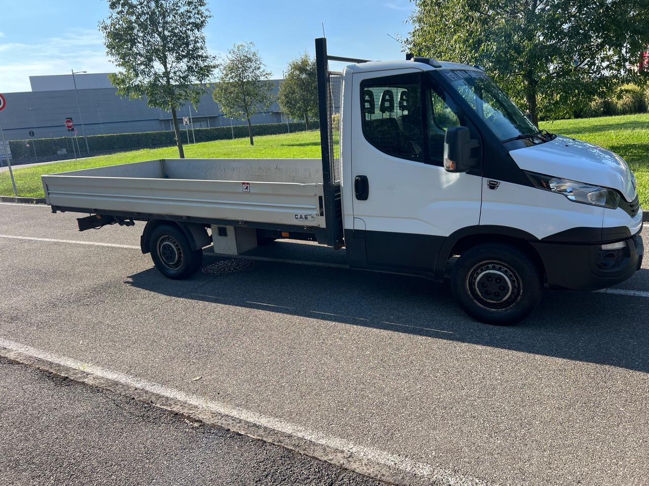 IVECO Daily 35S12 2.3 HPI 115 CV Cassonato