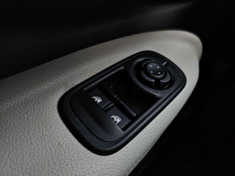 FIAT 500 500e Berlina 42 kWh La Prima