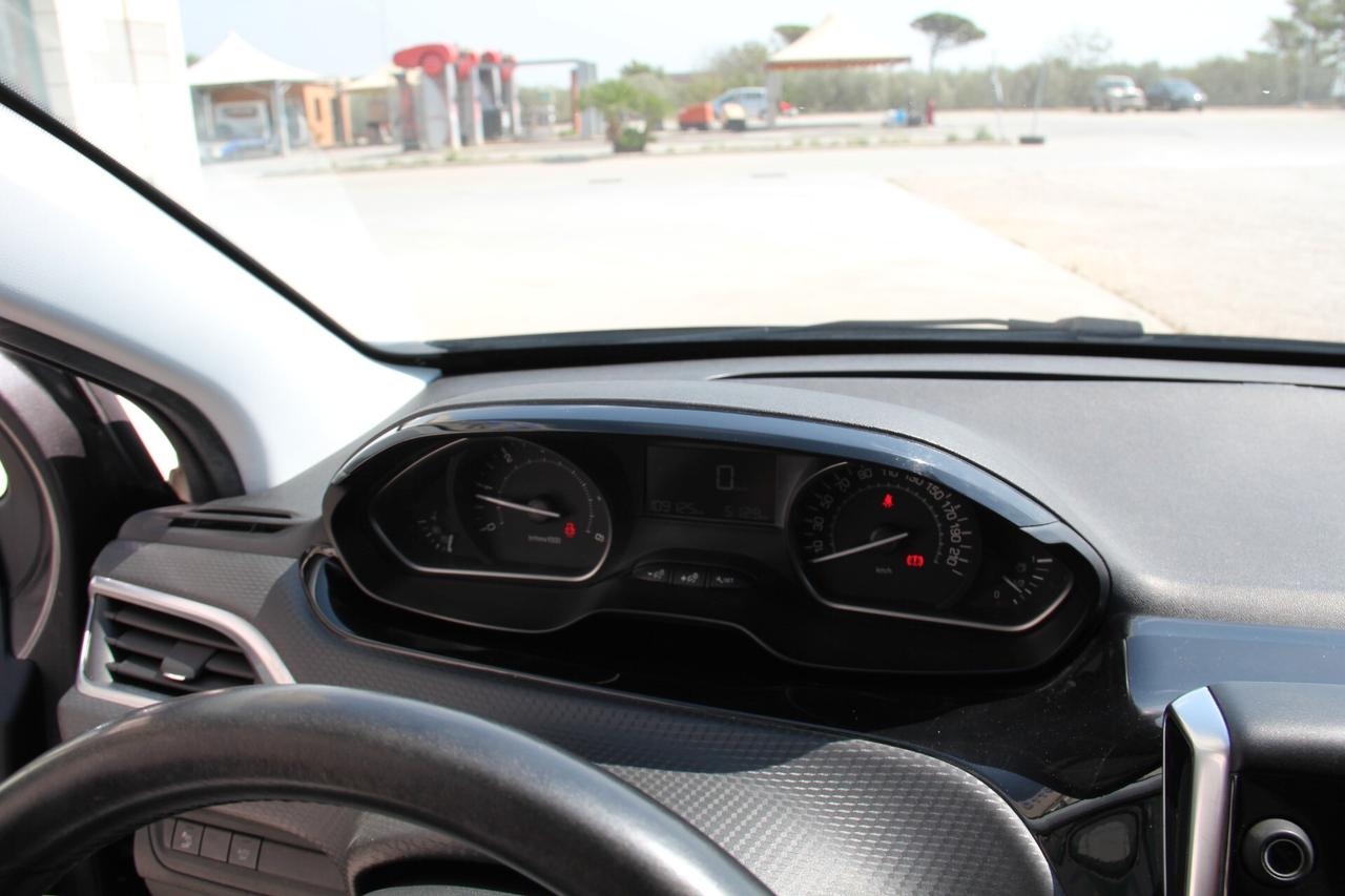 Peugeot 208 BlueHDi 100 S&S 5 porte Signature