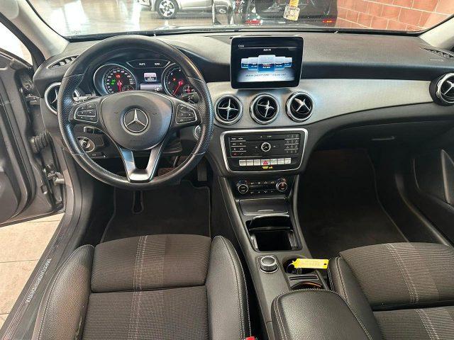 MERCEDES-BENZ GLA 200 d Automatic Sport