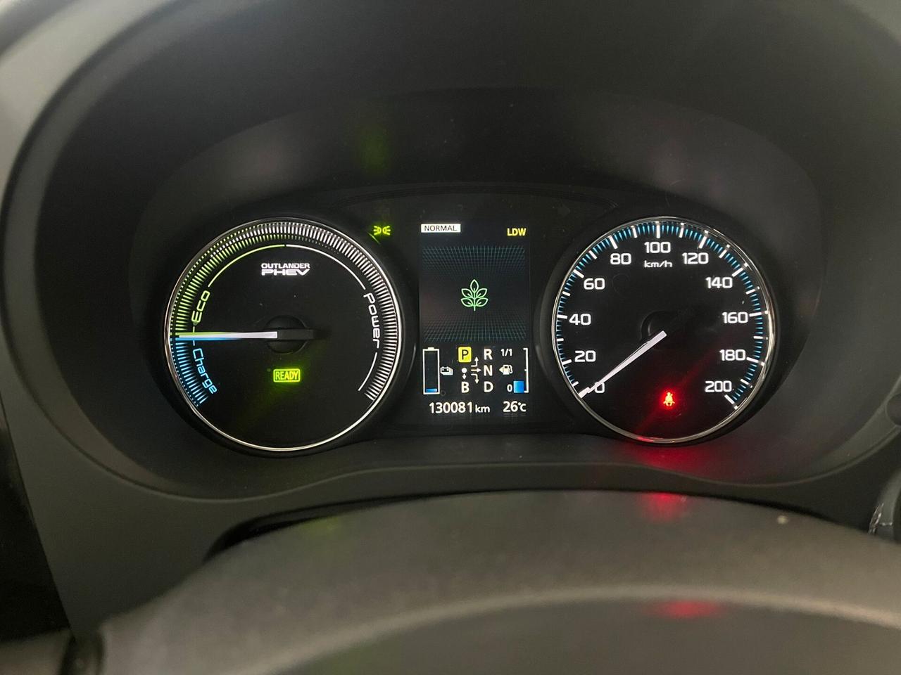 Mitsubishi Outlander 2.0 MIVEC 4WD PHEV Instyle Diamond