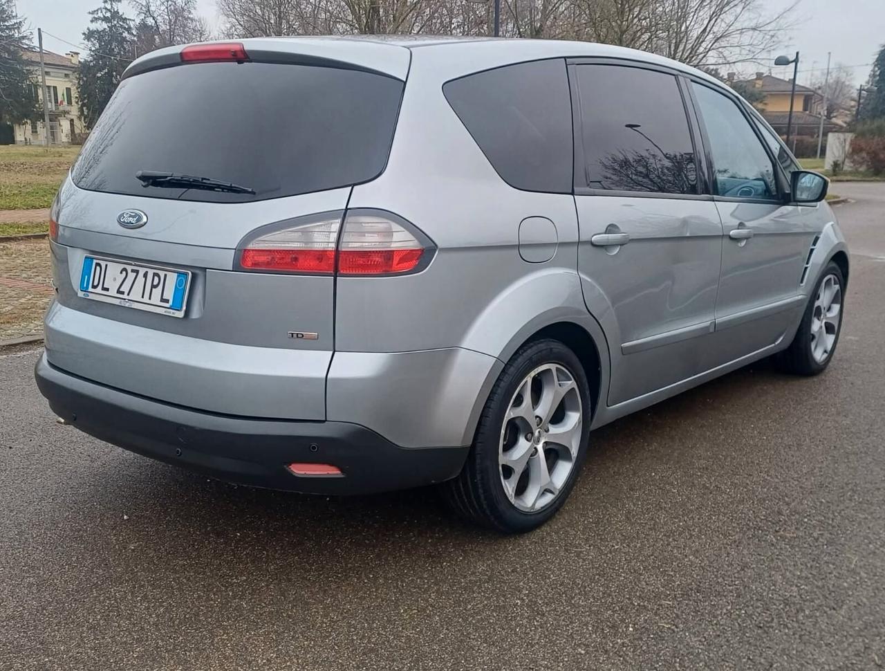 Ford S-Max 2.0 TDCi 130CV 6tr. Titanium DPF