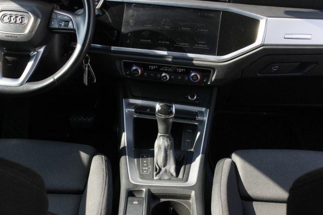 AUDI Q3 35 TFSI S tronic Business Advanced