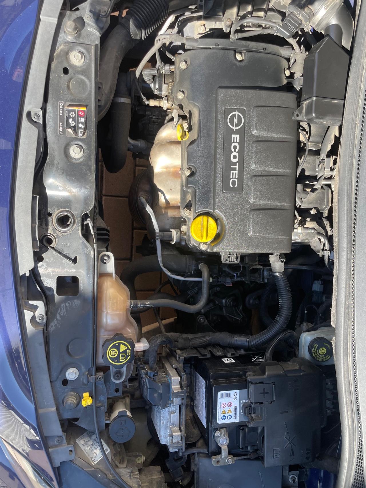 Opel Corsa 1.2 5 porte