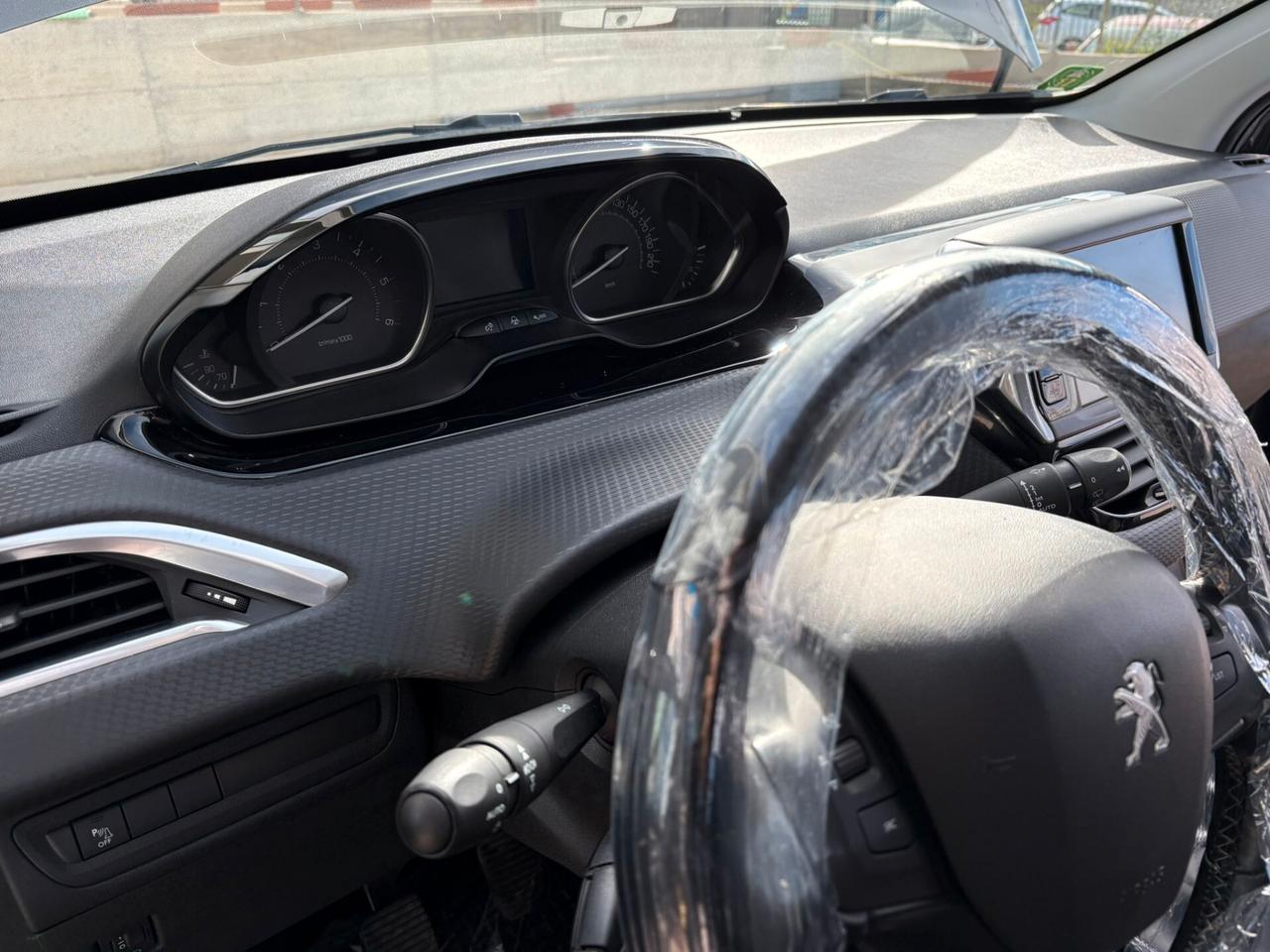 Peugeot 2008 BlueHDi 120 S&S Allure