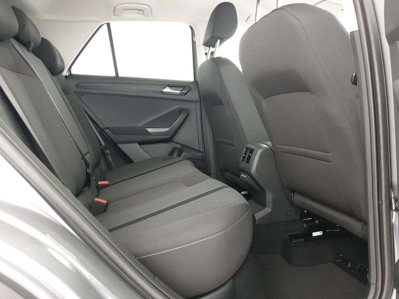 Volkswagen T-Roc 1.5 tsi sport dsg