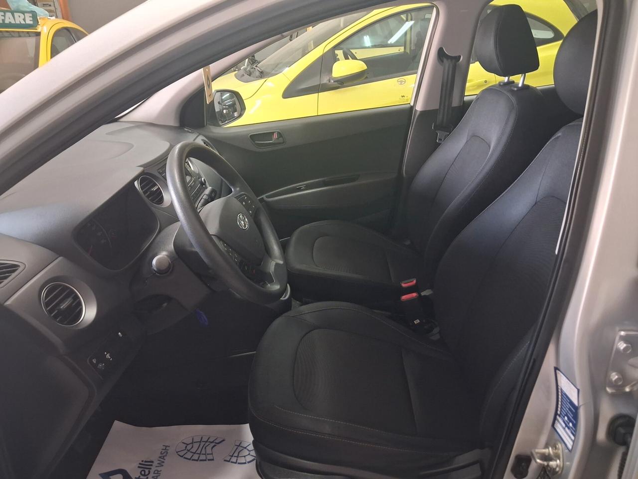 Hyundai i10 1.0 benzina unico prop 2019