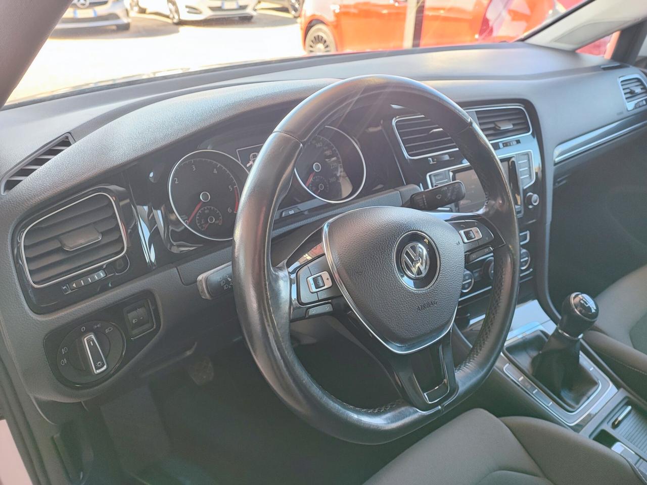 Volkswagen Golf 1.6 TDI 5p. Highline BlueMotion Technology