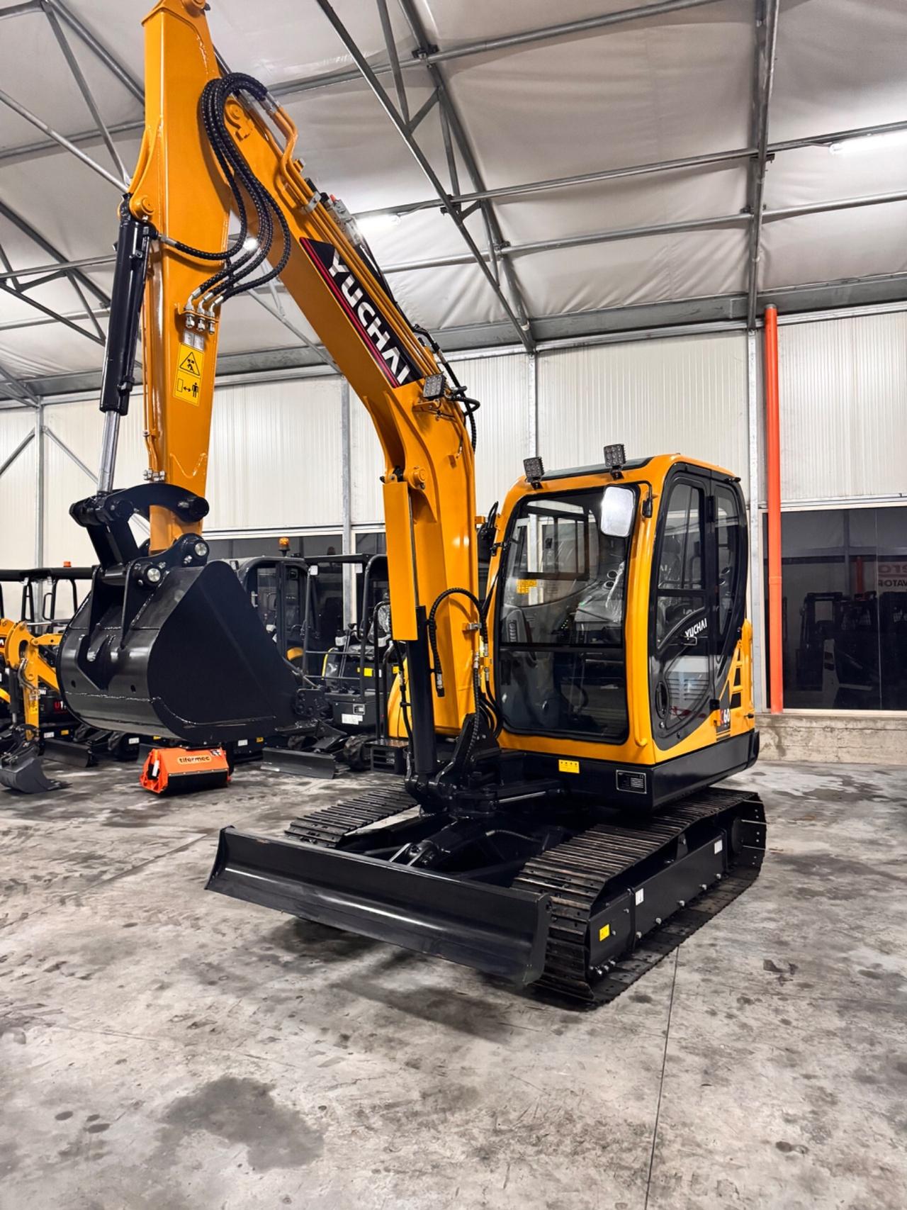 Miniescavatore Yuchai YC60 nuovo