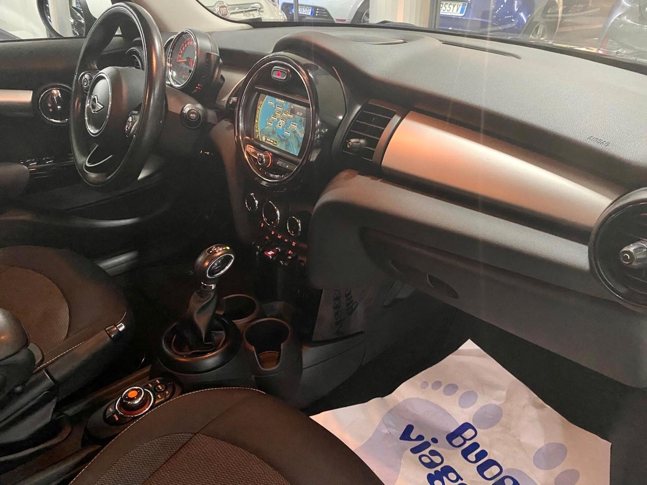 Mini Cooper D 1.5 116CV AUTOMATICA BUSINESS