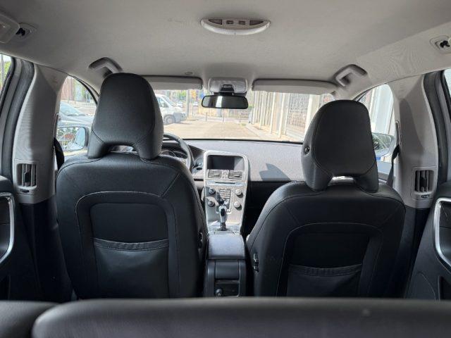 VOLVO XC60 D4 Summum COME NUOVA UNIPRO POCHI KM MANUALE