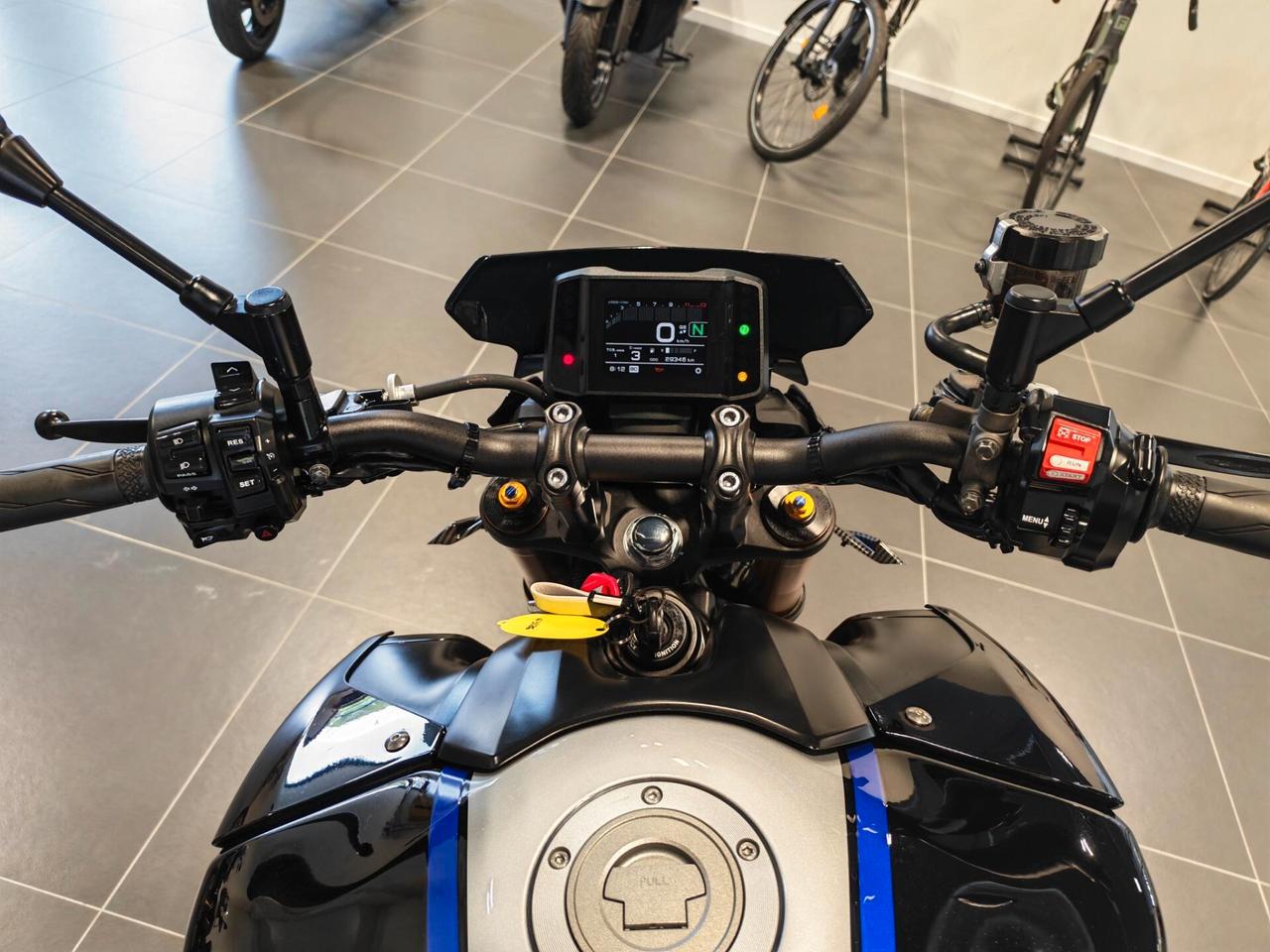 Yamaha MT-09 SP Icon Reverce 2022