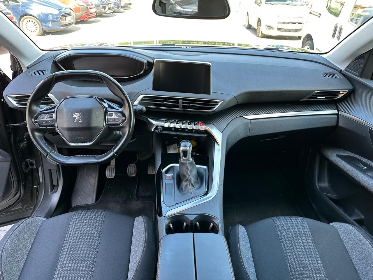 Peugeot 3008 BlueHDi 130 S&S Business