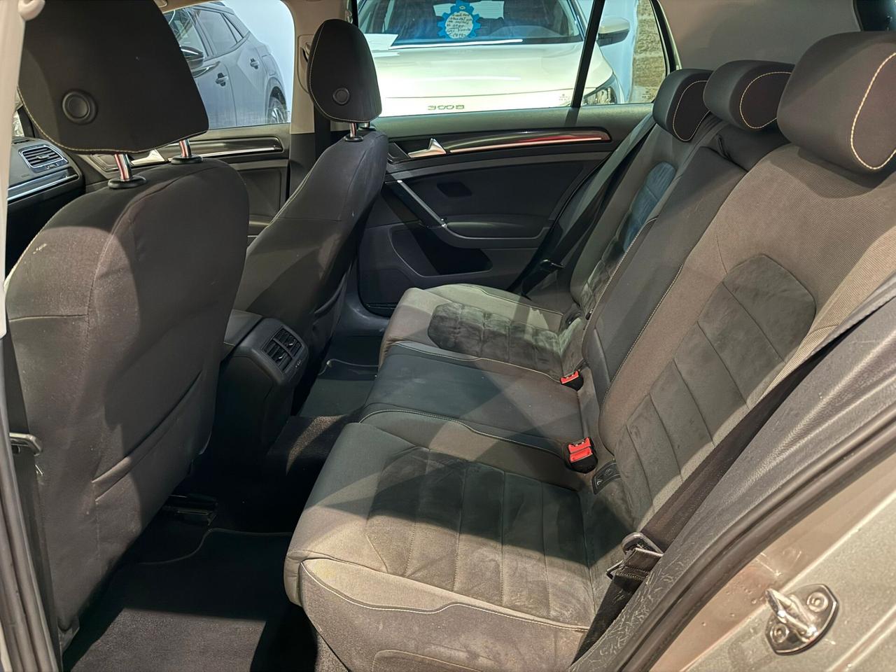 Volkswagen Golf 2.0 TDI 5p. Highline BlueMotion Technology