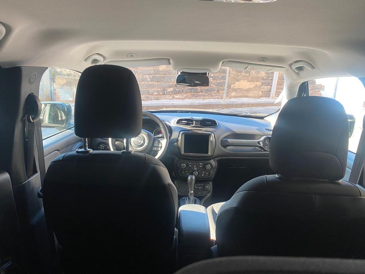 Jeep Renegade 1.3 T4 DDCT 150cv allestimento S total black