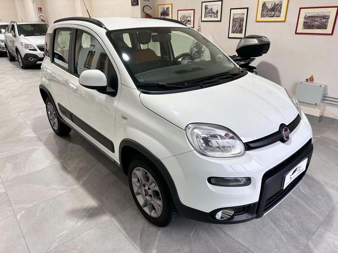 FIAT PANDA 1.3 MJT 4x4 - ELD - UNICO PROP - PERFET