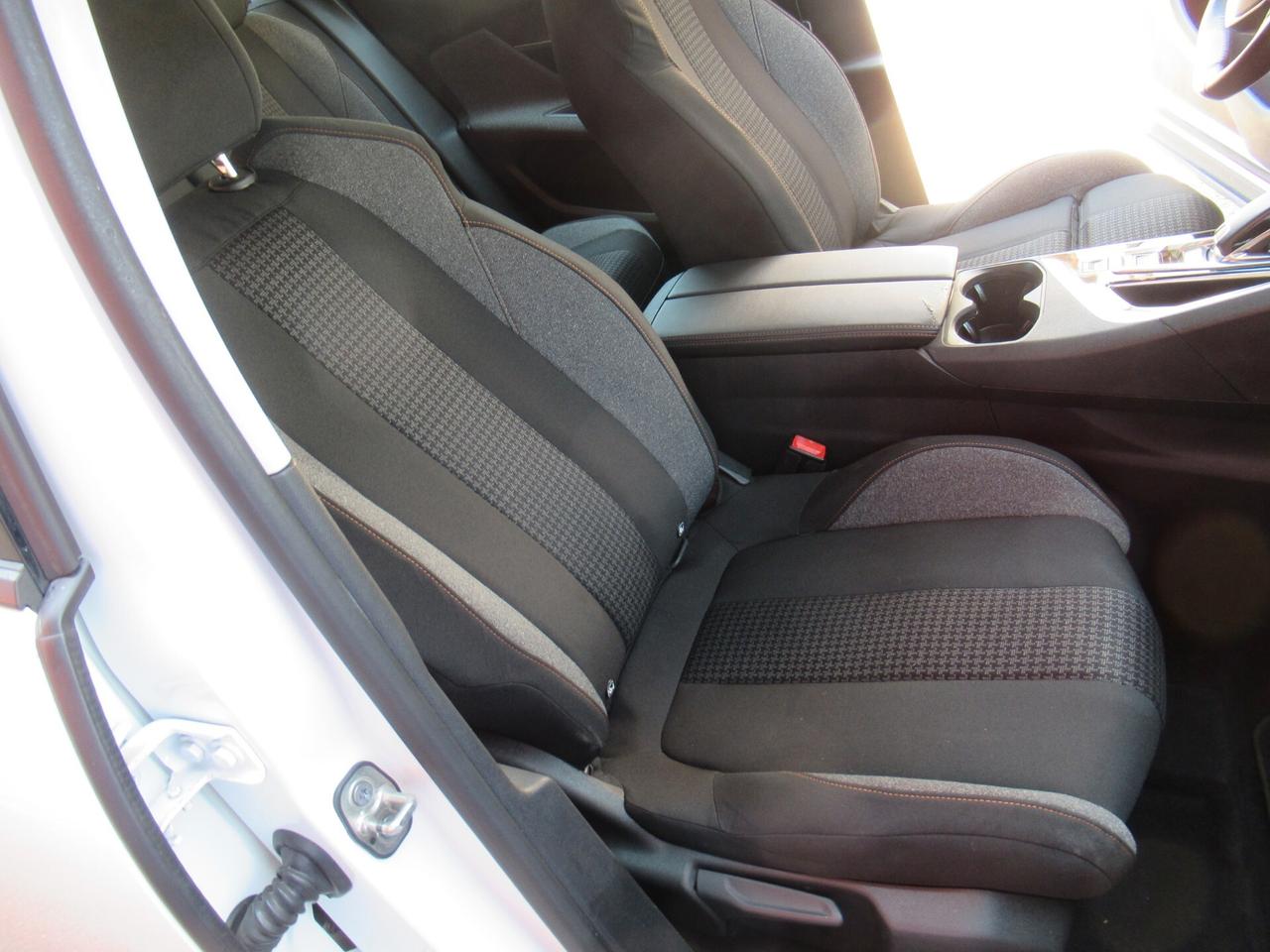 Peugeot 3008 BlueHDi 130 S&S EAT8 Business