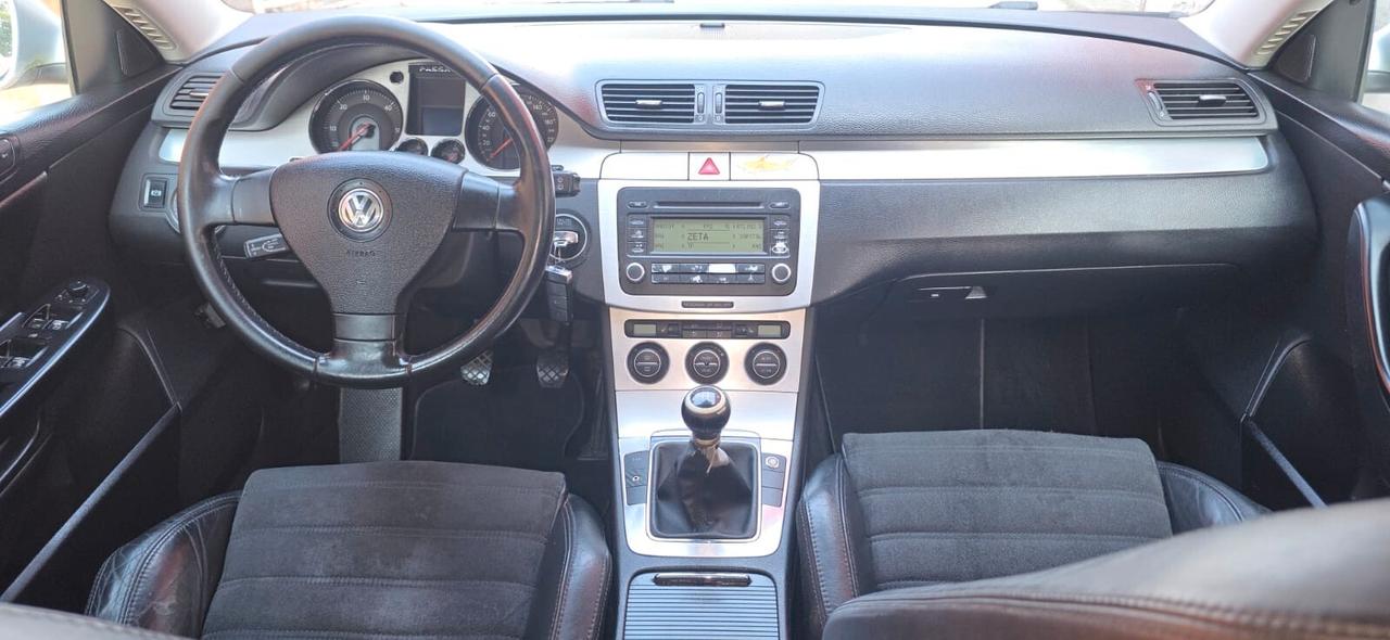 Volkswagen Passat 2.0 TDI DPF 4mot. Var. Highline